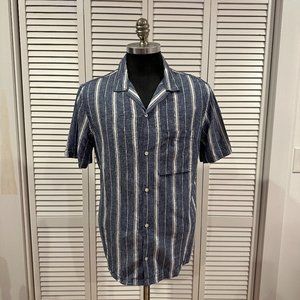 GAP Men's Linen Short Sleeve Button Down - Large